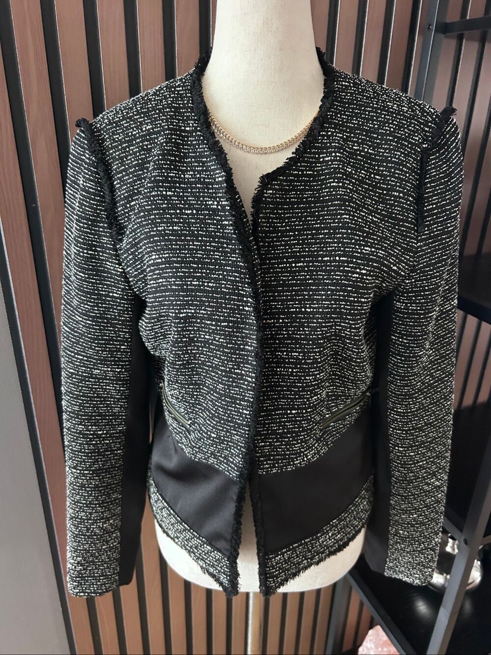 Halogen Size Small Blazer Tweed Jacket Black Open Front Fringe Metallic size M P